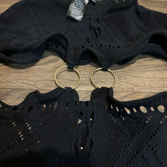 Fashion Nova Seamless cutout romper - Picture 4 of 4